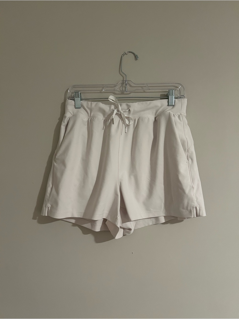 Old Navy white high-waisted athletic active shorts